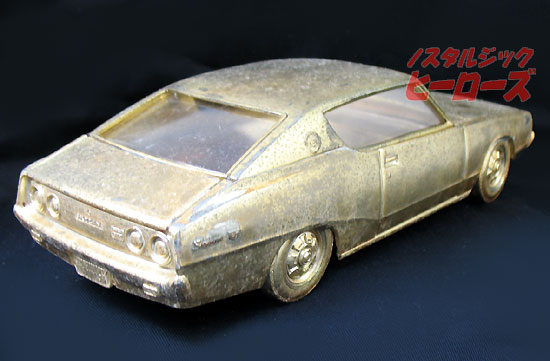 日産 スカイライン2000GT-X(オルゴール付き灰皿・シガレットケース